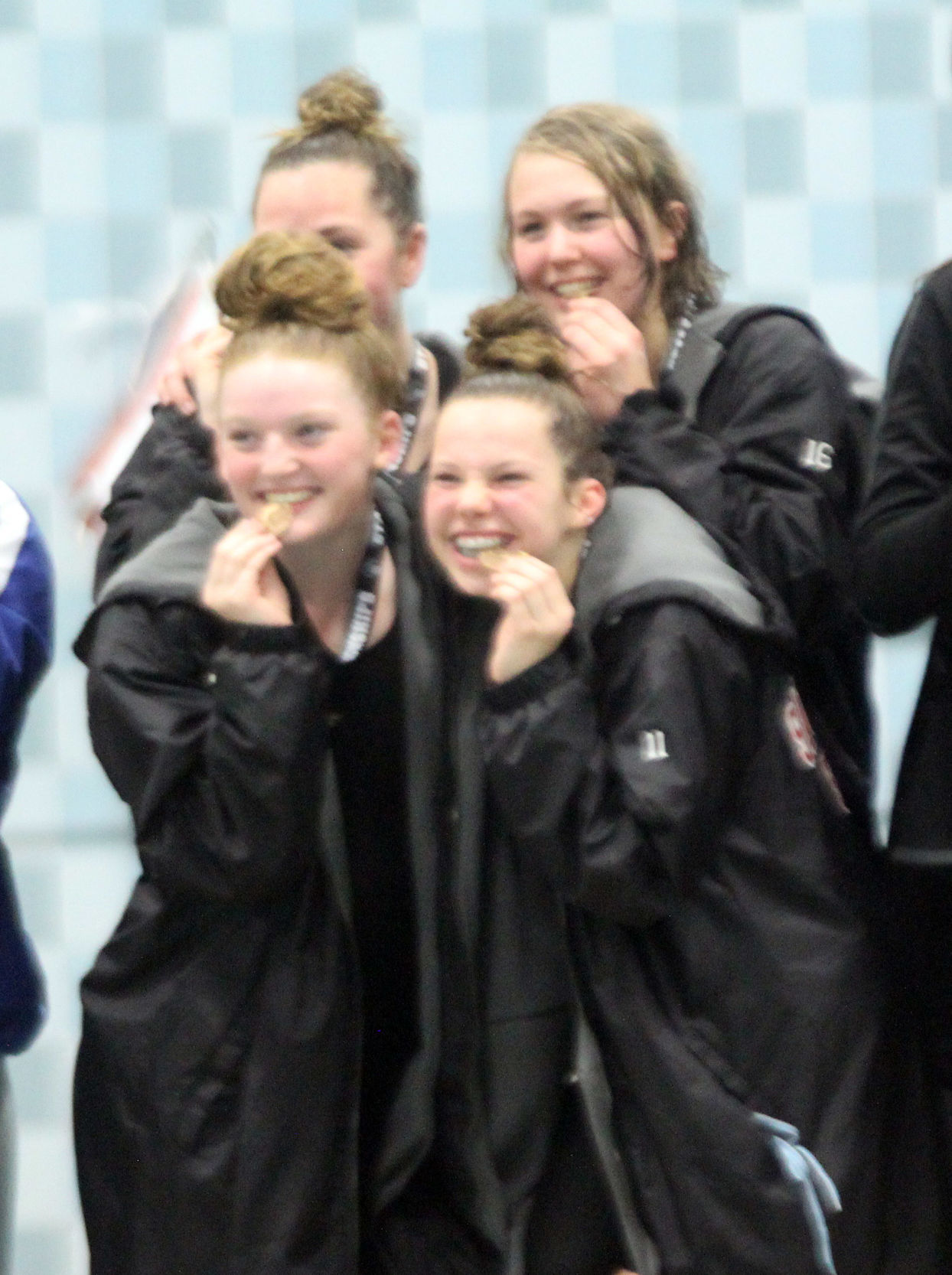 Sauk Prairie 200 freestyle relay